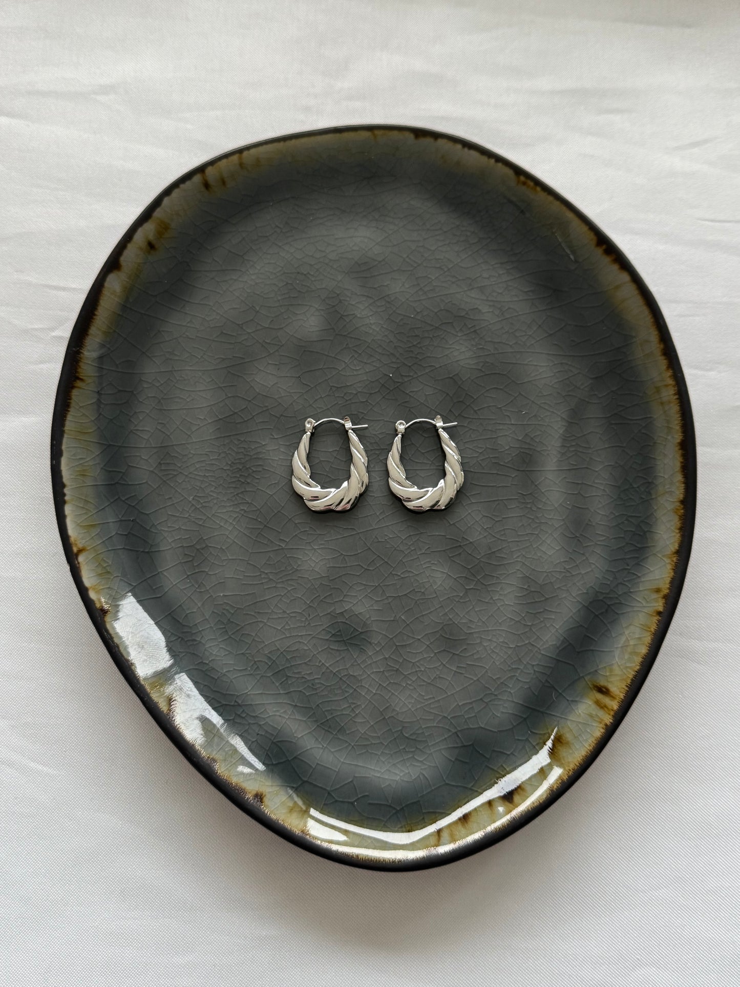 ‘JASMIJN’ oorbellen - goud/zilver