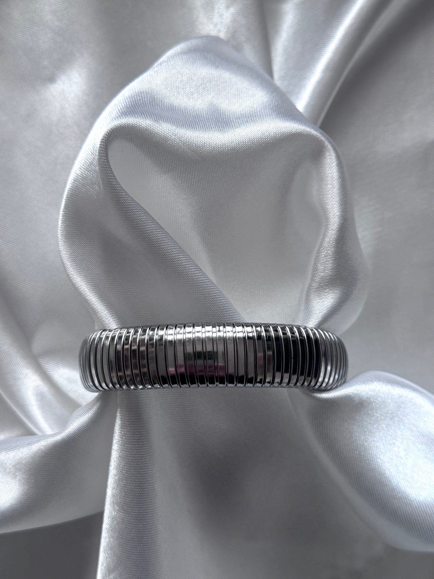 ‘CLASSY’ bangle - goud/zilver